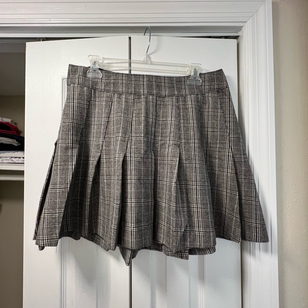 Abercrombie & Fitch Gray Plaid Pleated Skirt